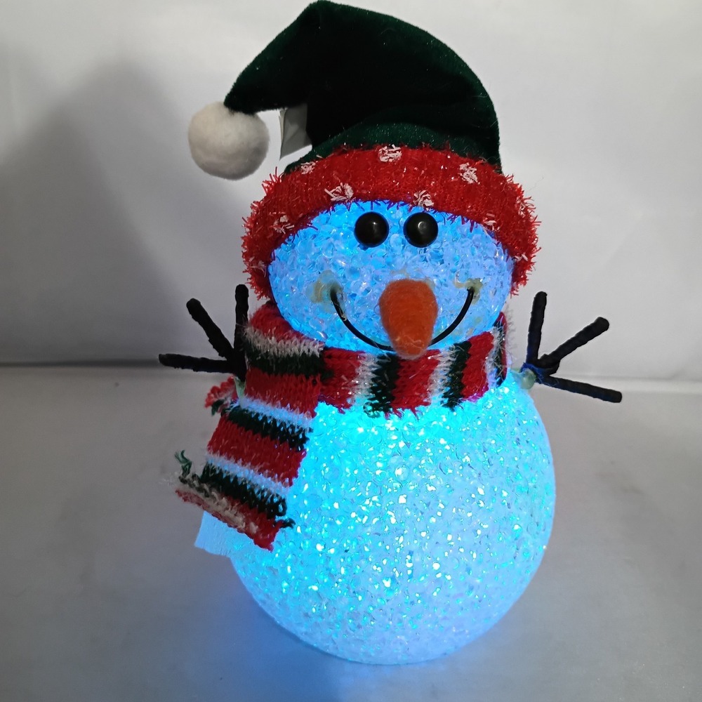 2012 Publix Dist. Light Up Snowman With Changing Colors Plastic Popcorn 6.5"